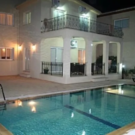 Villa 3 Bed Luxury With Private Pool And Sea Views *