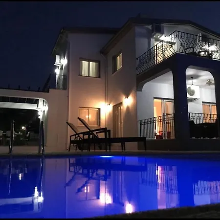 3 Bed Luxury With Private Pool And Sea Views * Karavas (Northern Cyprus)