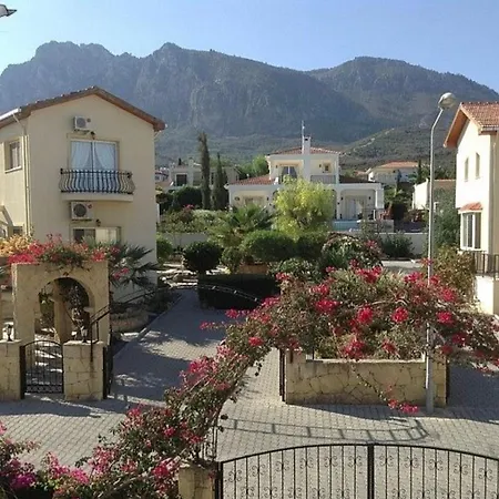Villa 3 Bed Luxury With Private Pool And Sea Views Karavas (Northern Cyprus)